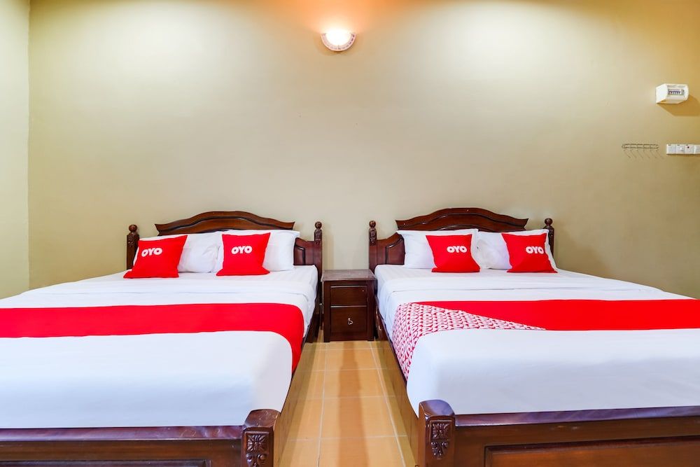 Oyo 44058 Motel Sre Bayam 3