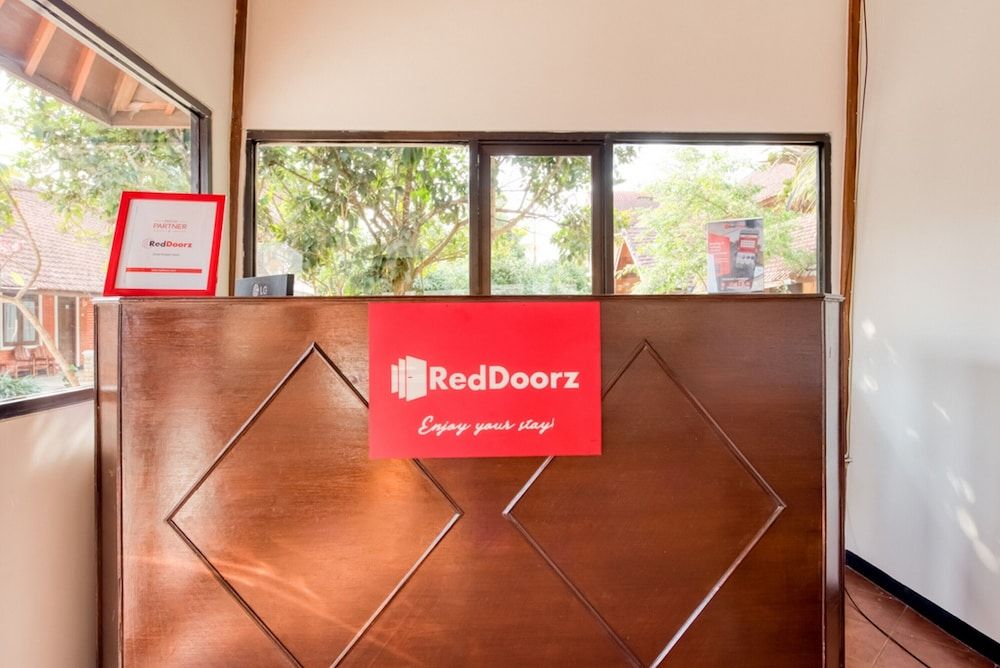 RedDoorz Syariah near Gor Ken Arok 3