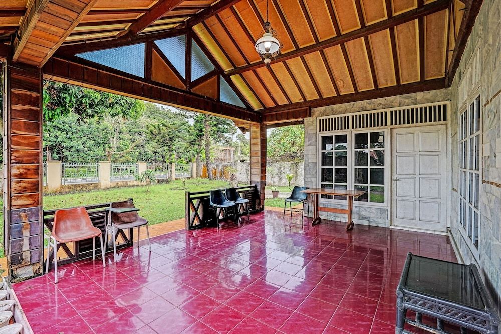 OYO 3205 Penginapan Mikial Ismi Kayuagung Syariah 2