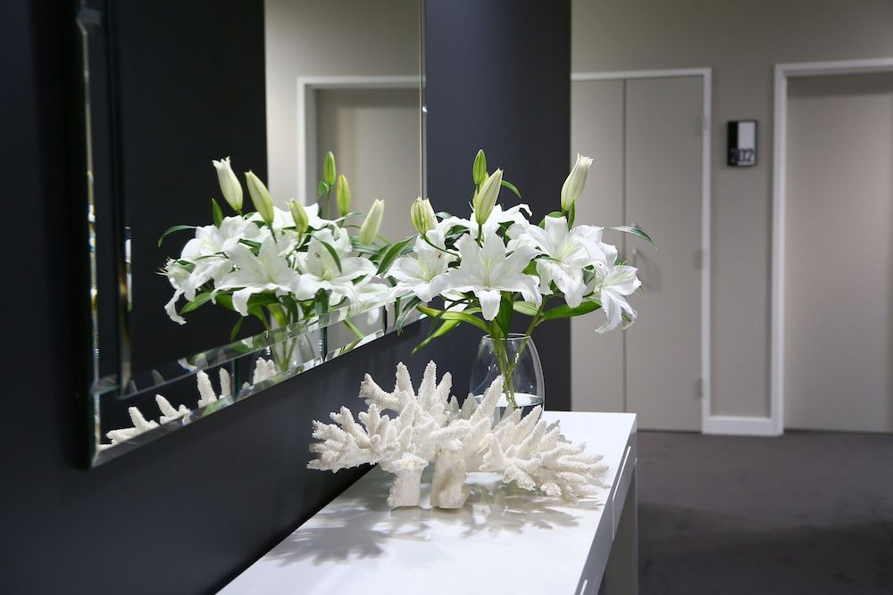 Springfield Lakes Boutique Hotel 2