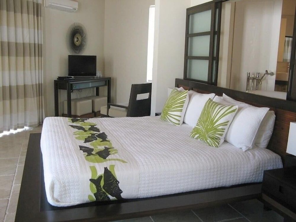 Sky Beach Club Bungalow 2 Cabin 2