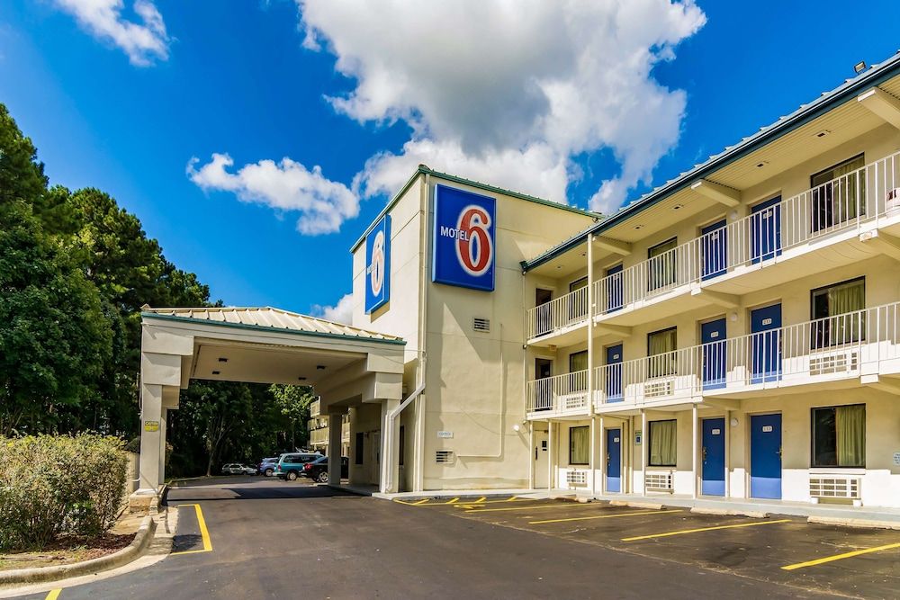 Motel 6 Raleigh, NC - Cary 2 estrellas en Raleigh