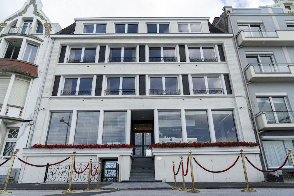 Hotel Merveilleux Côté Mer 1