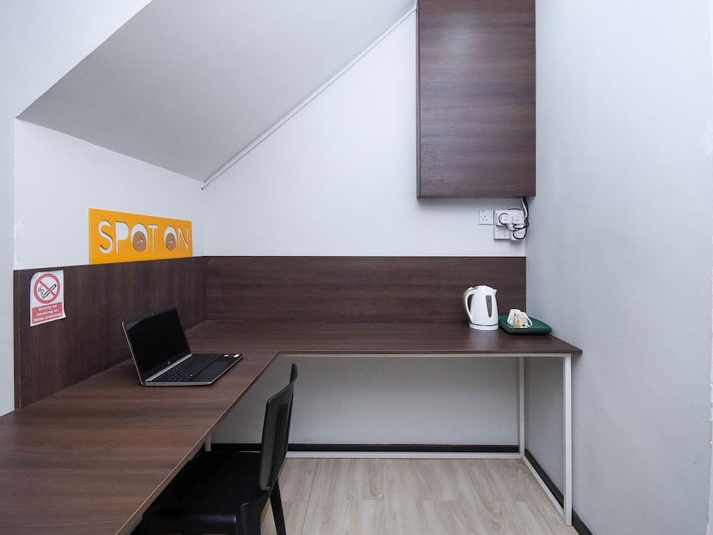 Hotel O Lm Residence 3