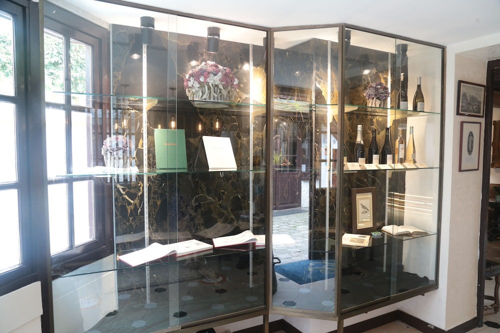 Hôtellerie du Bas-Bréau 2