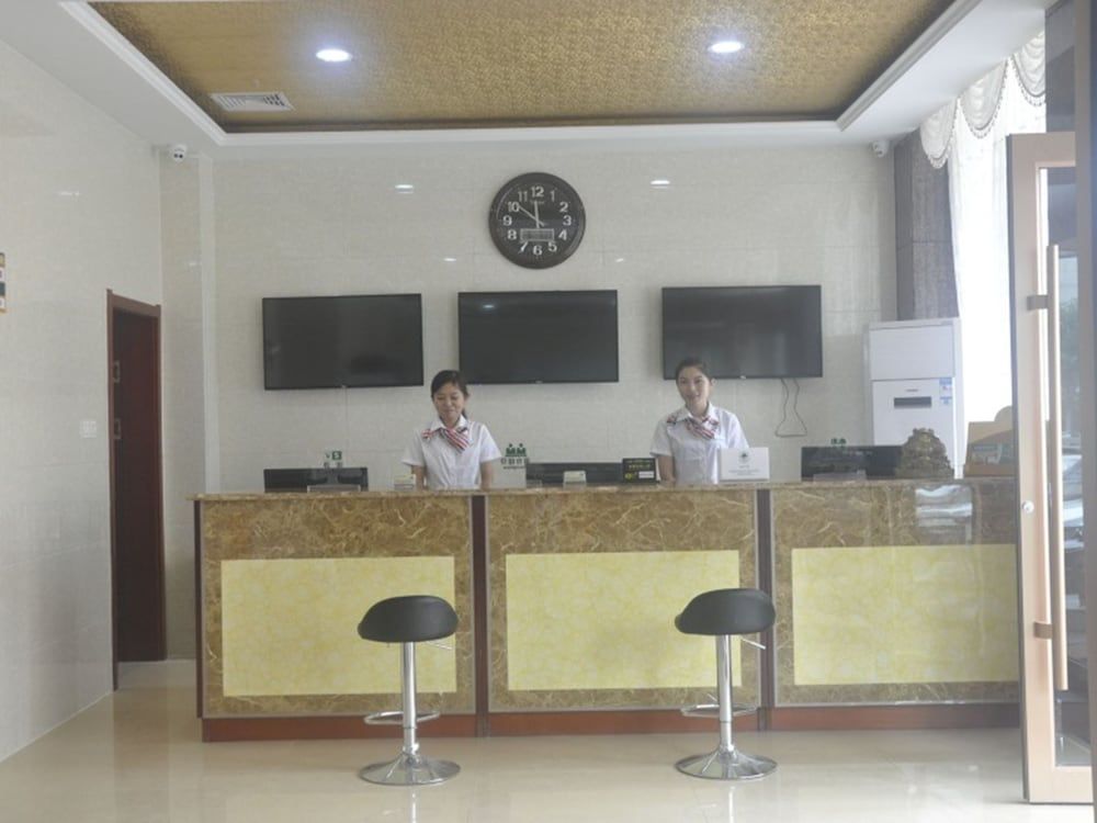 GreenTree Inn Linyi Feixian Jianshe Road Express Hotel 3