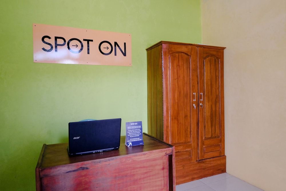 Hotel O Ilyasa Family 3