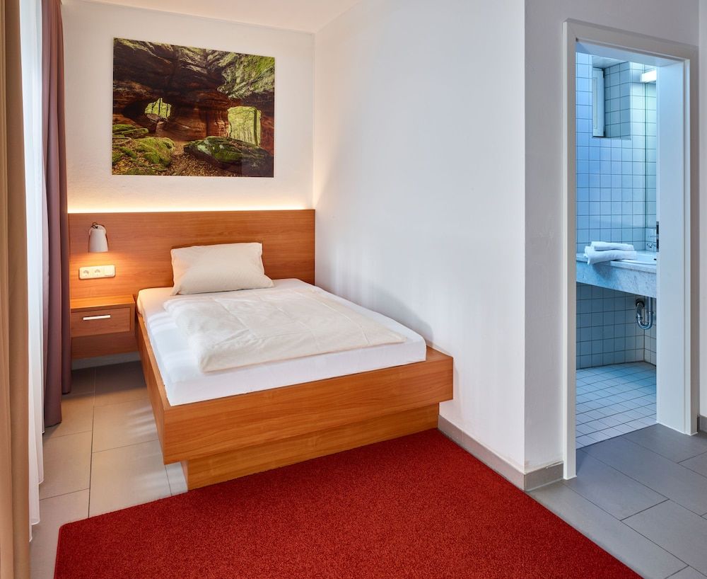 Hotel & Restaurant Burgschänke 3