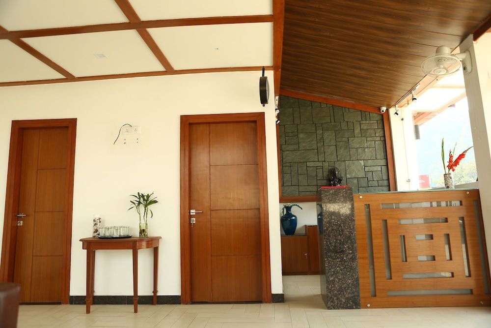 Hotel Devlok Primal 3