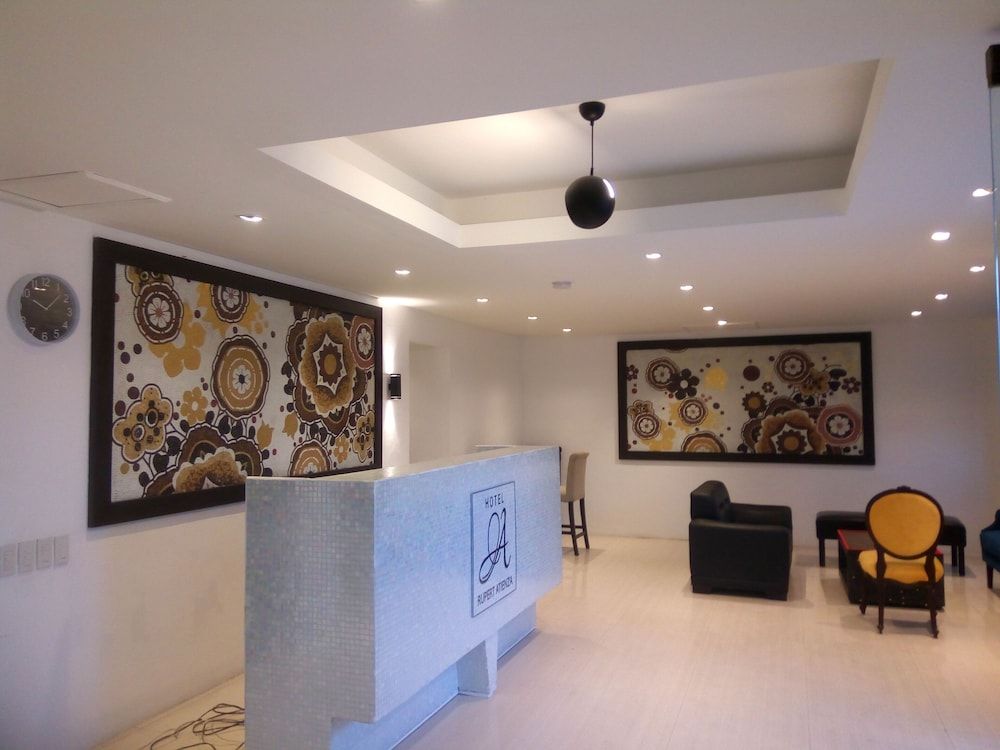 Hotel Rupert A Baler 3