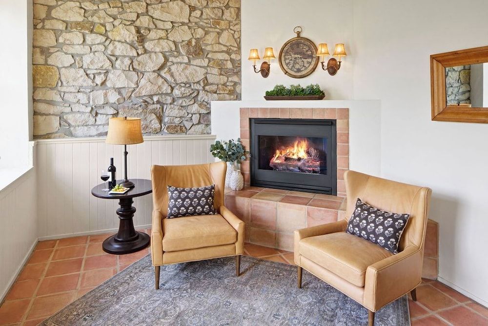 Maison Fleurie, A Four Sisters Inn 2