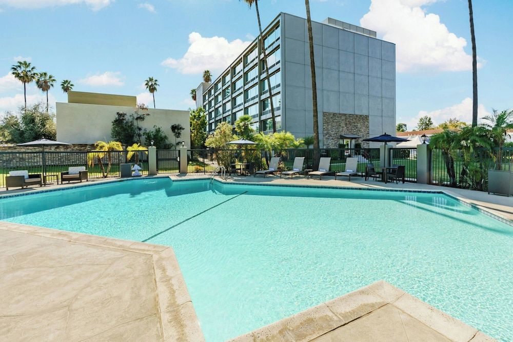 Courtyard by Marriott Los Angeles Woodland Hills 3 étoiles à Woodland Hills