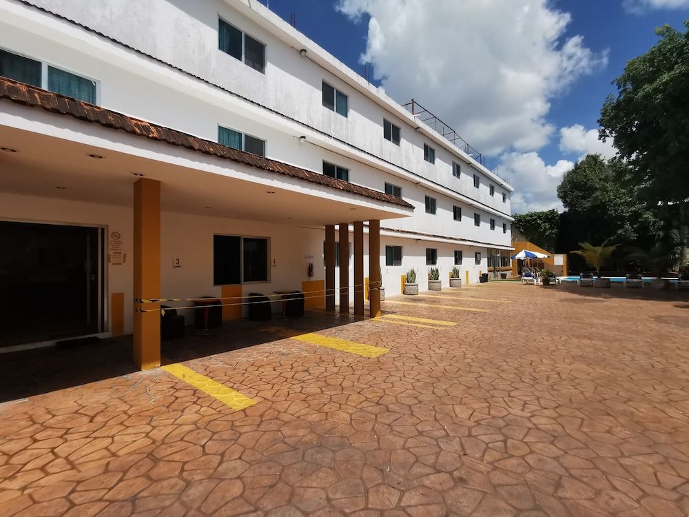Las Dalias Inn 2