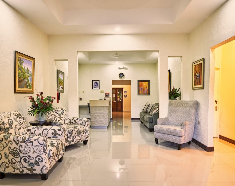 Shirley Retreat Hotel 2