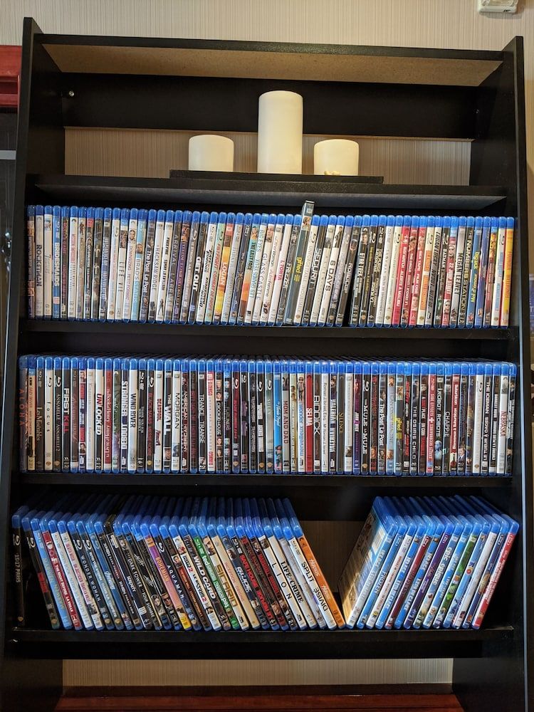 Foxwood Inn & Suites 3