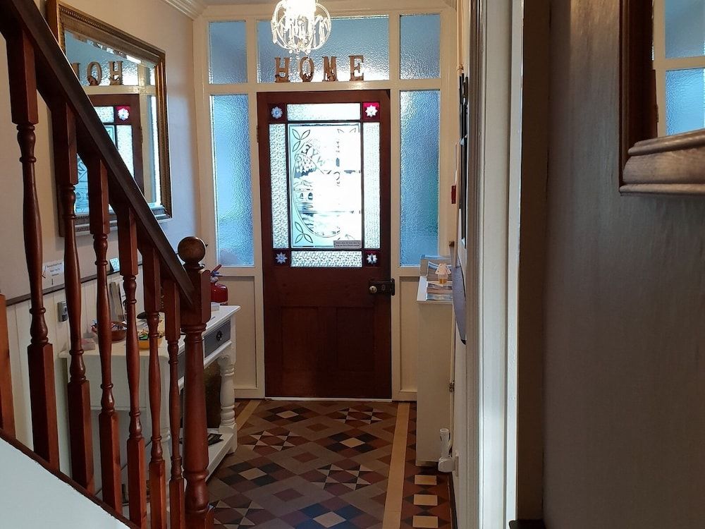 Bronwye Guest House 2