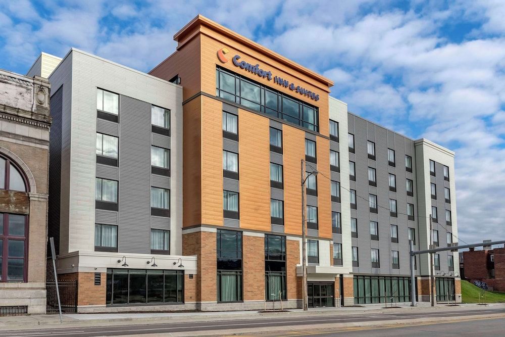 Comfort Inn & Suites Pittsburgh-Northshore -1 estrellas en Pittsburgh