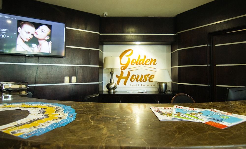 Golden House Hotel & Restaurant 1