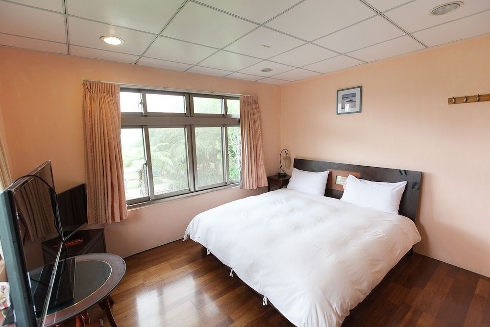 GOOSE NEST Garden B&B 3