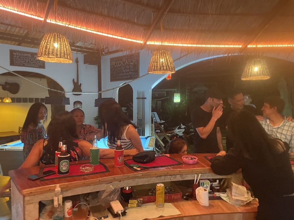 Lonely Beach Pool Resort 2