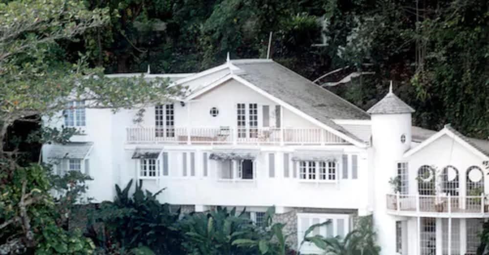 Moon San Villa at the Blue Lagoon 3 estrellas en Port Antonio