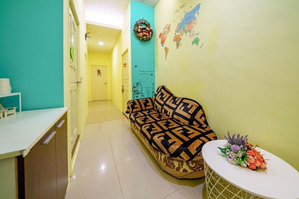 Silver Netherlands B and B 3