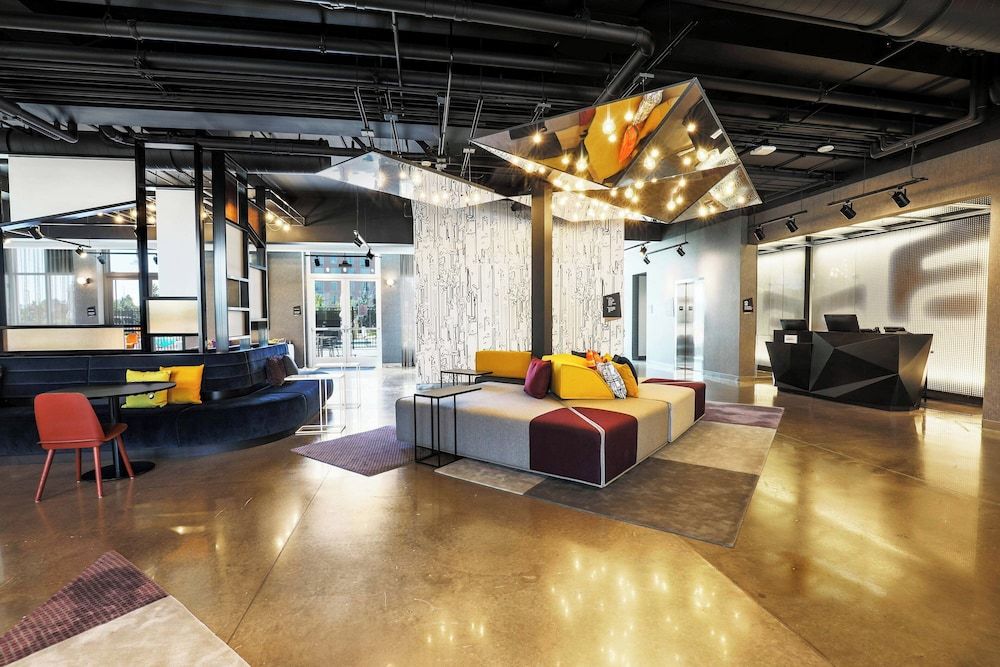 Aloft by Marriott Reno-Tahoe International Airport 2