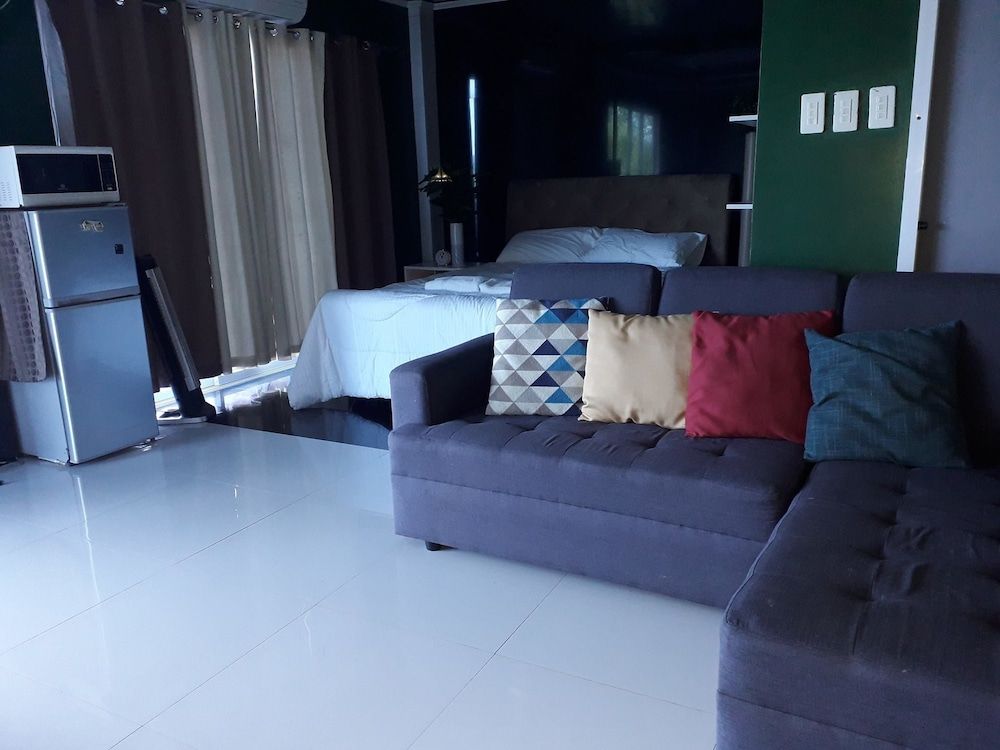 PhueNics De Galera 2