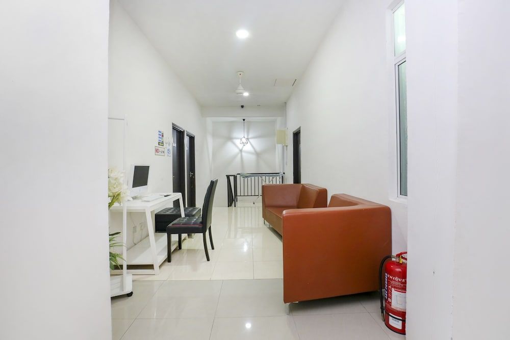 OYO 90132 Come Inn Premium 2