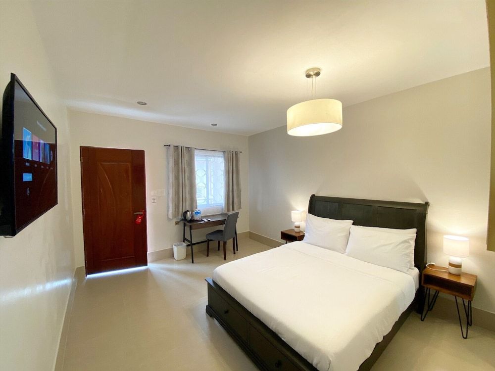 Harman Suites Moalboal 2