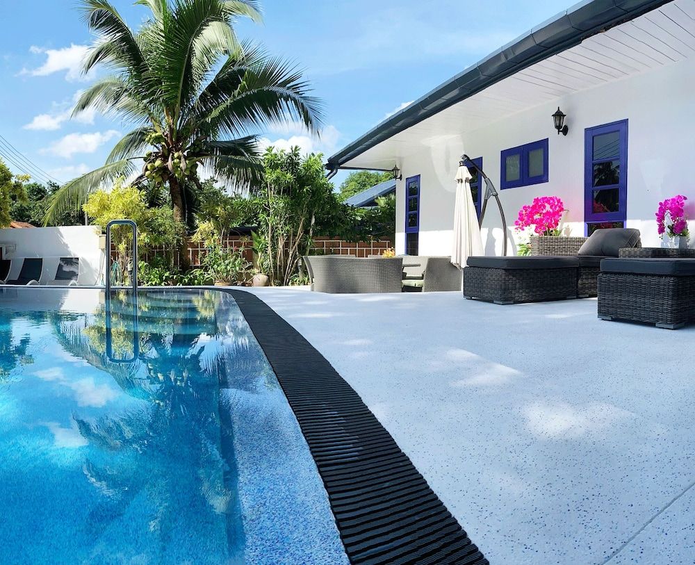 Phuket Gay Home Stay - Caters to Men 2 estrellas en Kathu