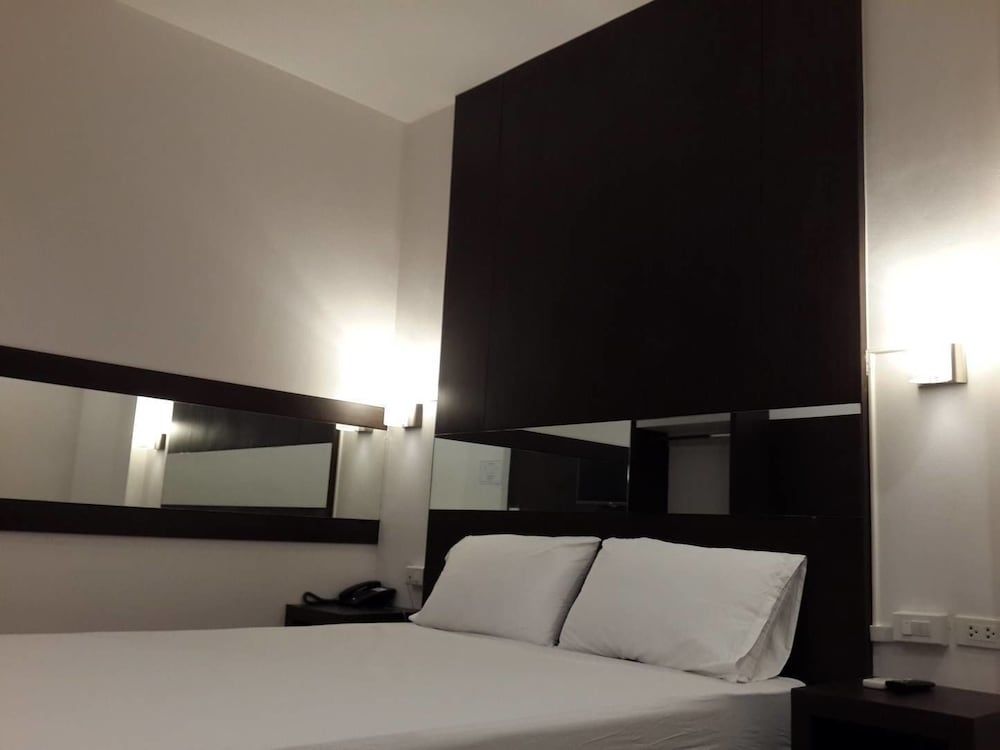 The Room 24 Resort 2