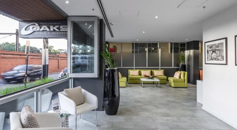 Oaks Melbourne South Yarra Suites 2