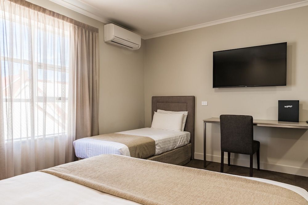 The Lighthouse Hotel 3