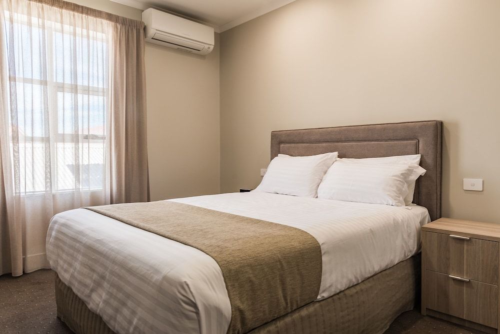 The Lighthouse Hotel 3.5 estrelas em Ulverstone