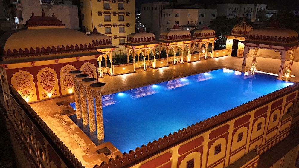 Umaid Haveli - A Heritage Style Hotel & Resort -1 estrellas en Jaipur