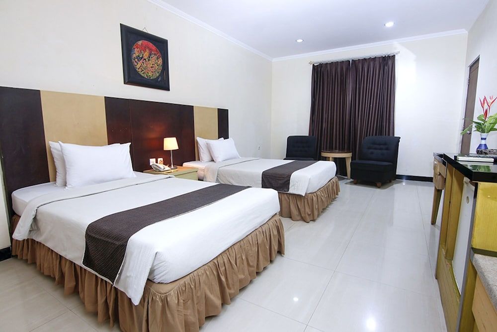 Parkside Mandarin Hotel Pekalongan 3