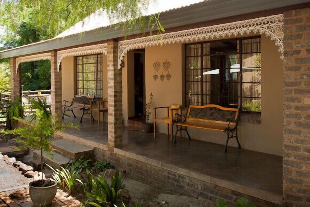 Cunningham Cottage Guest House