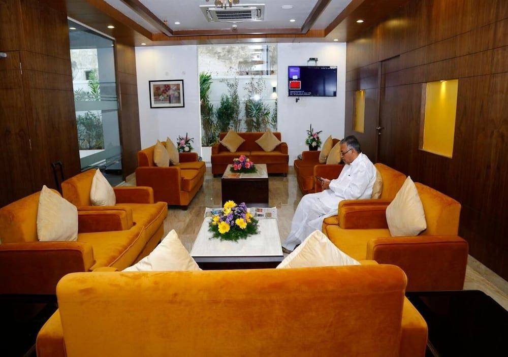 Triguna Clarks Inn 3