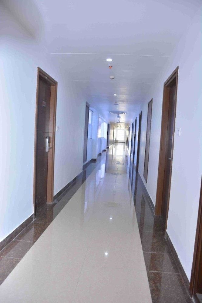 Triguna Clarks Inn 2