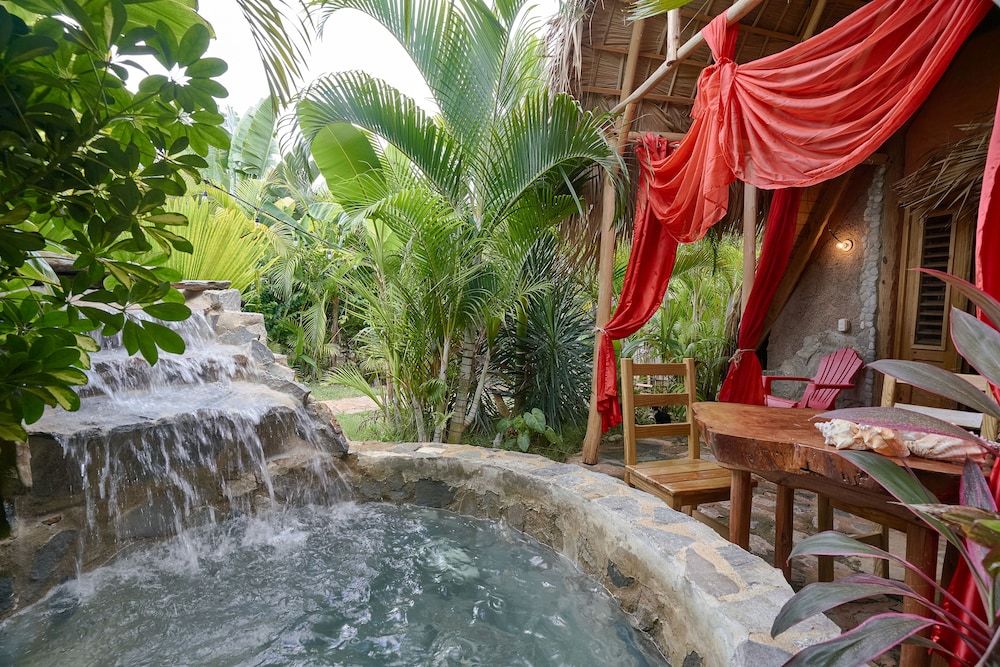 CHALET TROPICAL Hotel & Restaurant-Pizzeria 2