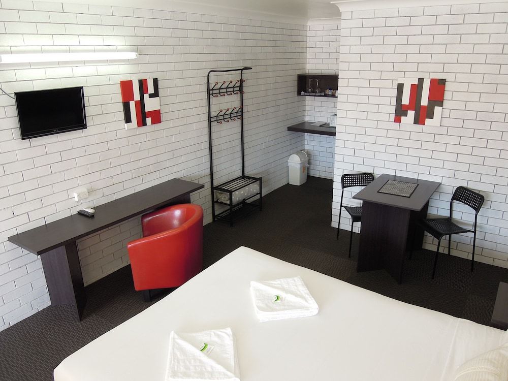 Jackaroo Apartments 3