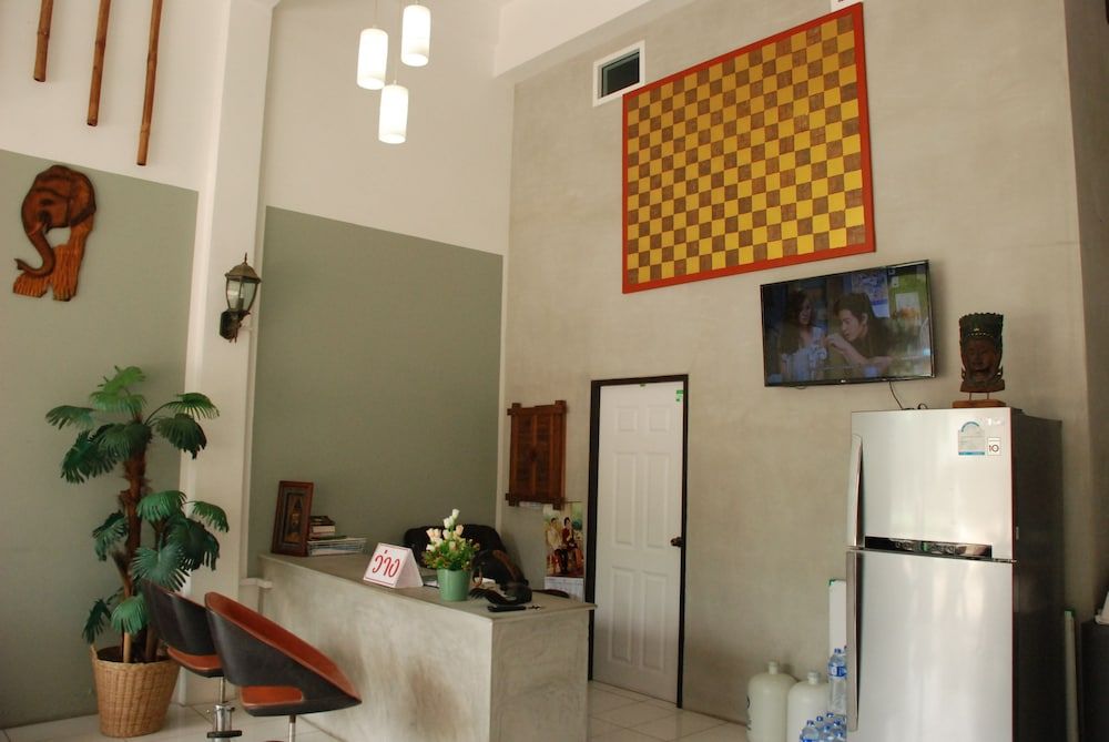 Sea & Sand Guesthouse and Restaurant