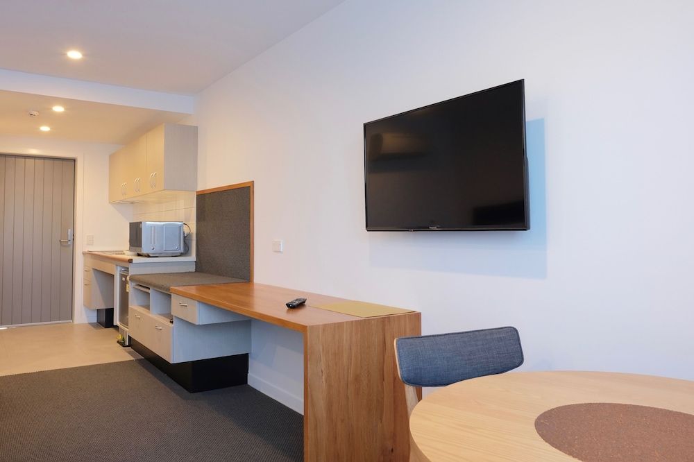 Stopforths Premium Accommodation 3