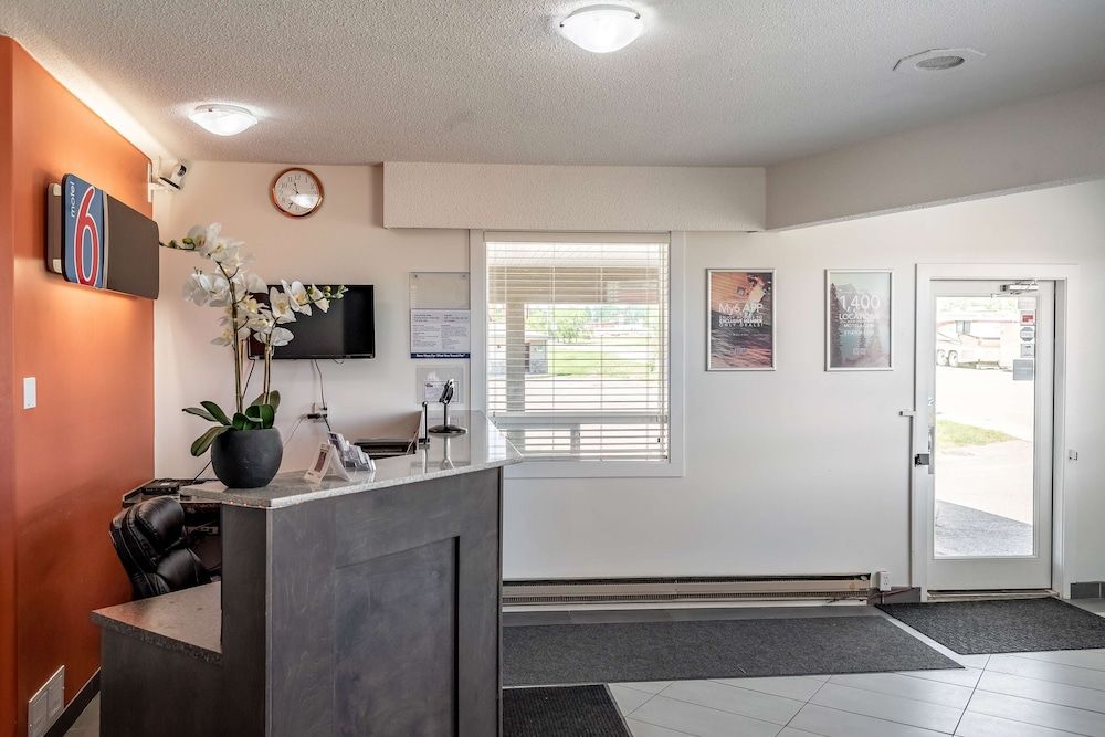 Motel 6 Fort Nelson, BC 2