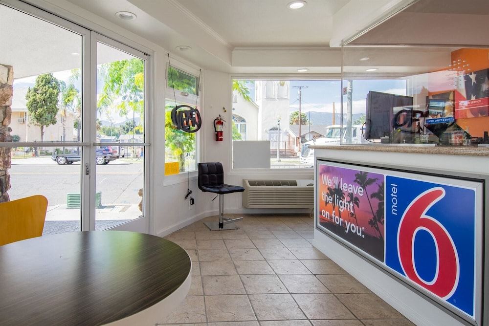Motel 6 San Bernardino, CA - Downtown 3