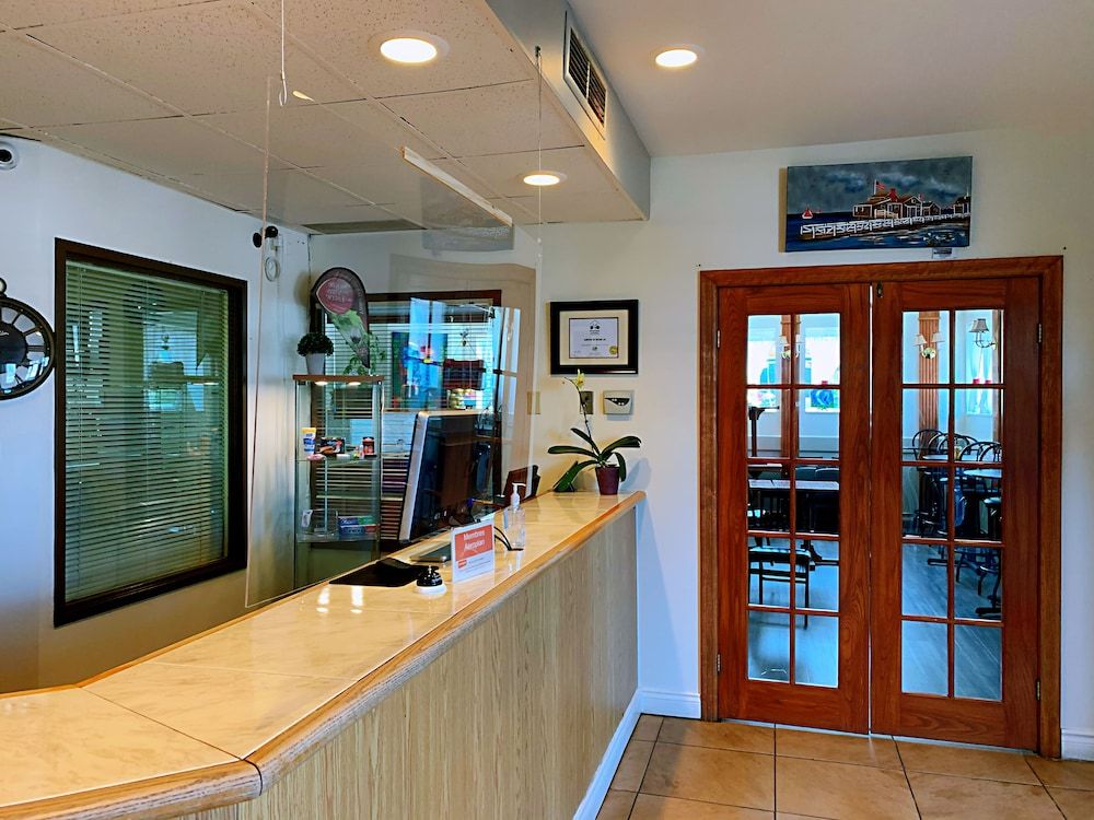 Auberge Du Grand Lac 2