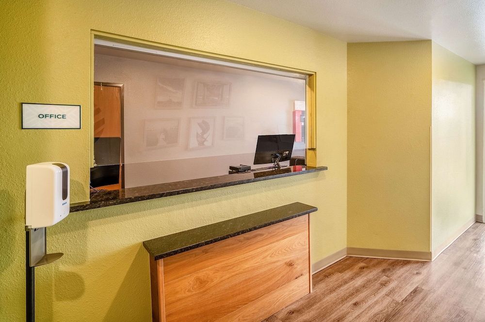 WoodSpring Suites Corpus Christi 3