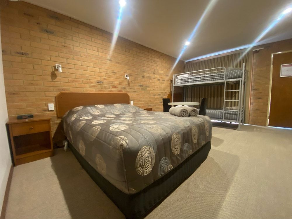 Quays Motel San Remo 2