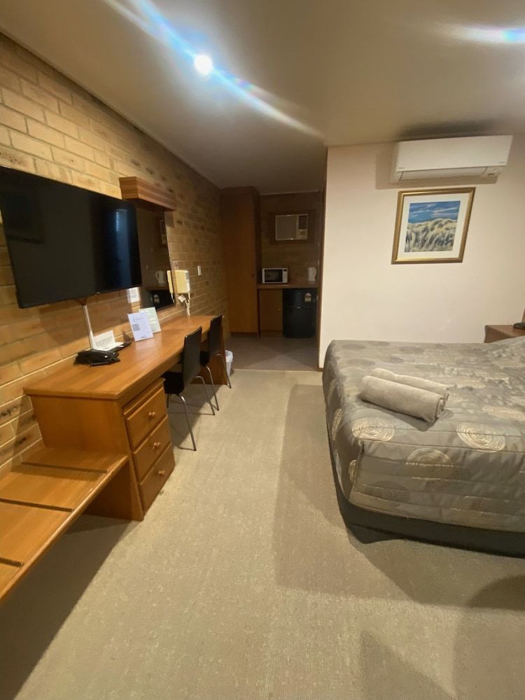 Quays Motel San Remo 3